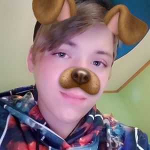 Meet your Posher, Leland